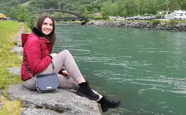 Photo of Beth Garrett